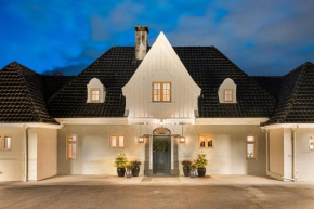 Hopsneset Luxury Villa